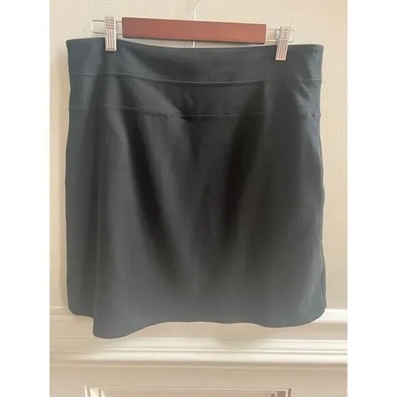 Athleta Ponte Black Skirt - Size 12 - Picture 2 of 5